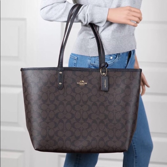 NWT Coach Large REVERSIBLE City Tote Black/Brown - Picture 8 of 8